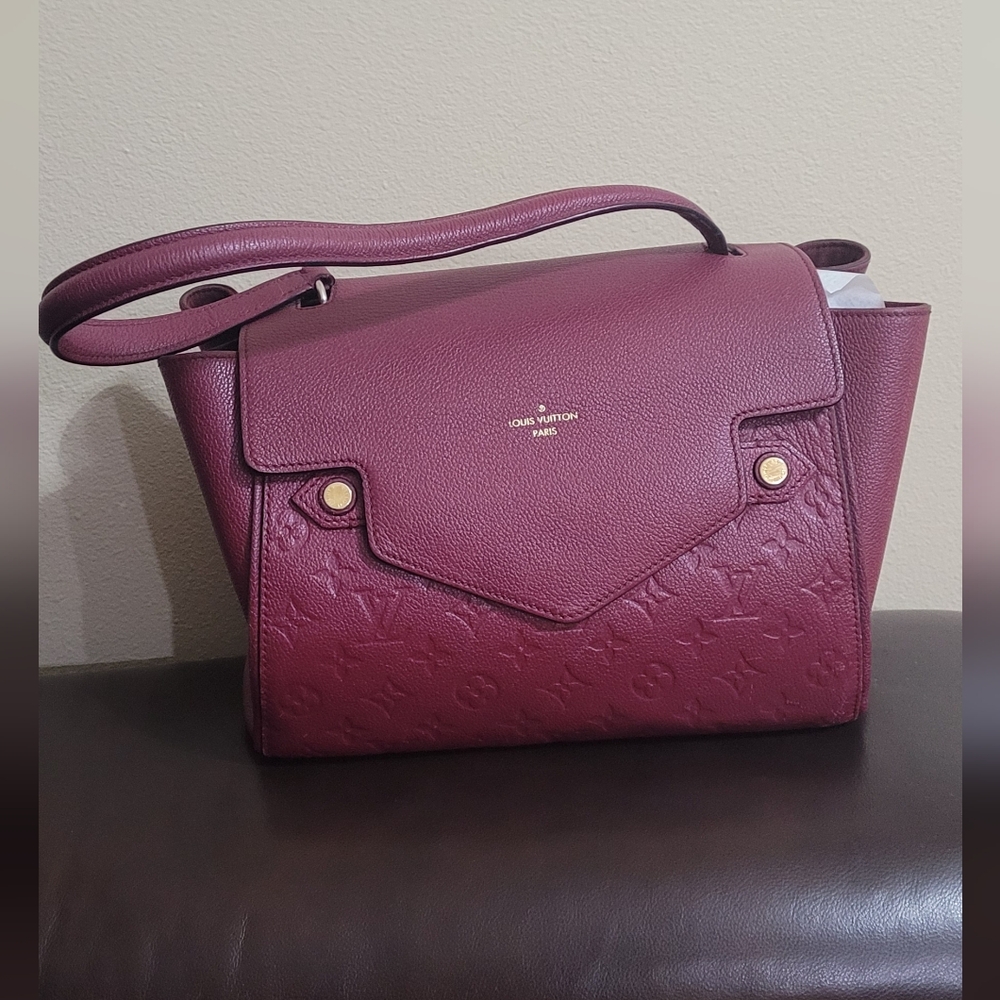 Louis Vuitton Shoulder Bag * 2015 Collection * Burgundy Empreinte Leather